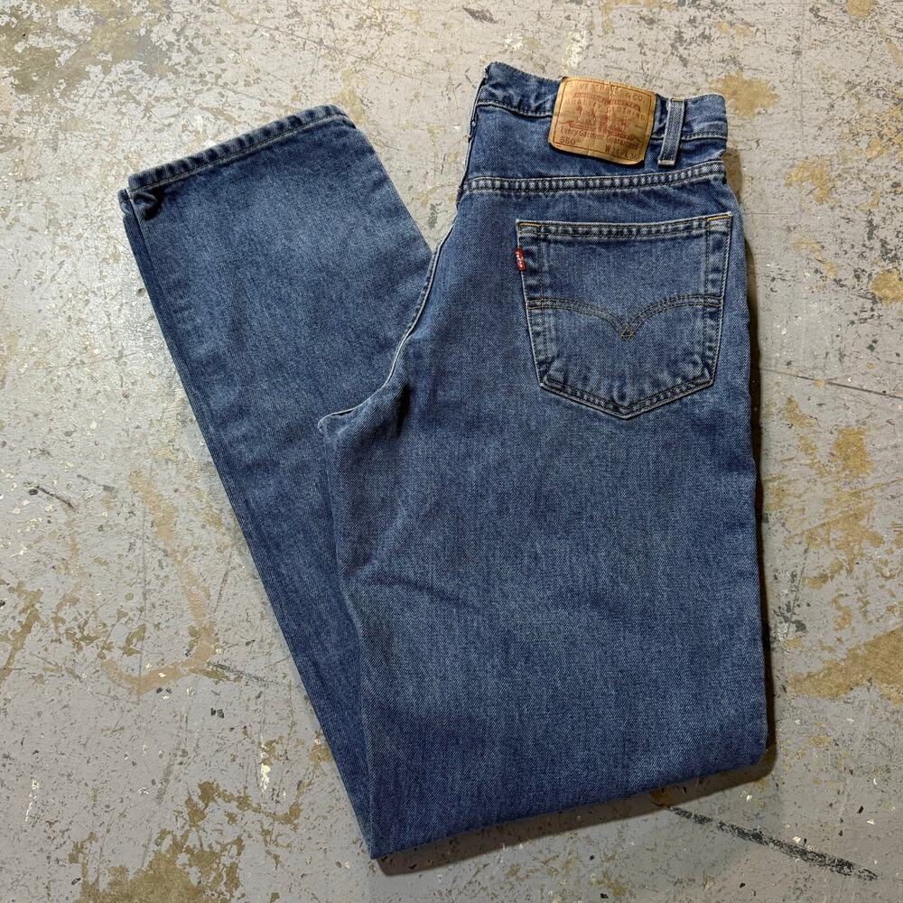 Vintage 90’s Levi’s 550 Relaxed Fit Jeans